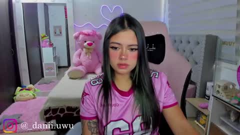 Snapshot of cute_dani__ chatting on July 23, 2:26 pm Dani online show from July 23, 2:26 pm