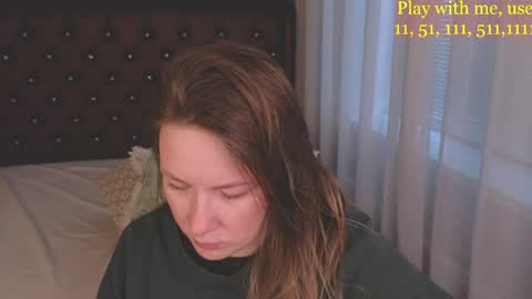 Everyday stream in the same time online show from April 3, 1:25 am