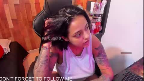    Independent Model online show from October 1, 1:00 am