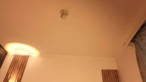 Emma online show from April 17, 11:02 am