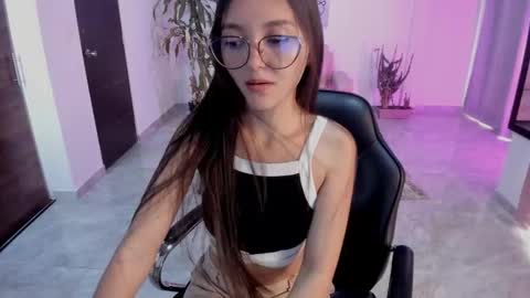 Bella Fox online show from March 3, 3:40 pm