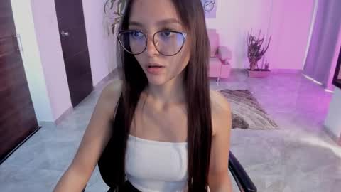 Bella Fox online show from March 6, 3:52 pm