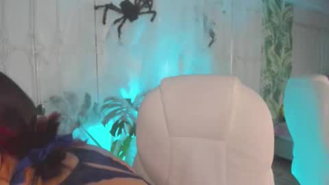 Sofa  online show from October 14, 8:53 pm