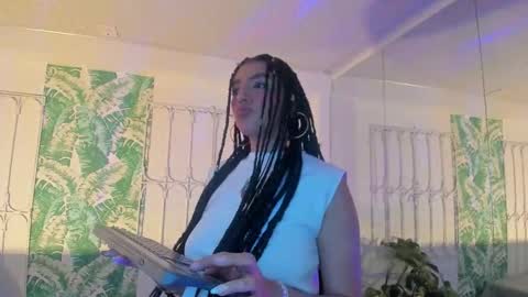 Sofa  online show from December 18, 8:26 pm