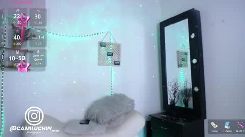 Cute horny1 online show from September 22, 4:58 am