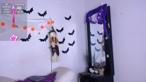 Cute horny1 online show from October 17, 4:26 am