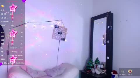 Cute horny1 online show from November 18, 1:55 am