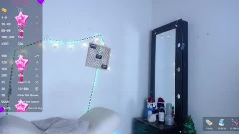 Cute horny1 online show from November 20, 2:45 am