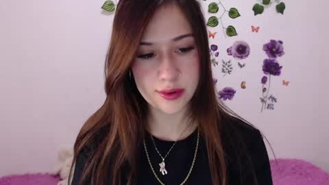 Snapshot of cute_isaa chatting on April 1, 1:17 am Isabella online show from April 1, 1:17 am