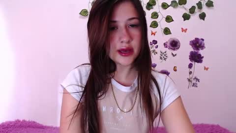 Snapshot of cute_isaa chatting on April 20, 9:38 pm Isabella online show from April 20, 9:38 pm