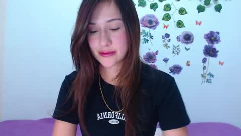 Snapshot of cute_isaa chatting on May 12, 11:46 pm Isabella online show from May 12, 11:46 pm