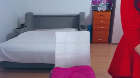 cute_jes online show from February 2, 4:54 pm