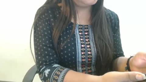 Snapshot of cute_kavya chatting on October 15, 10:59 am cute_kavya online show from October 15, 10:59 am
