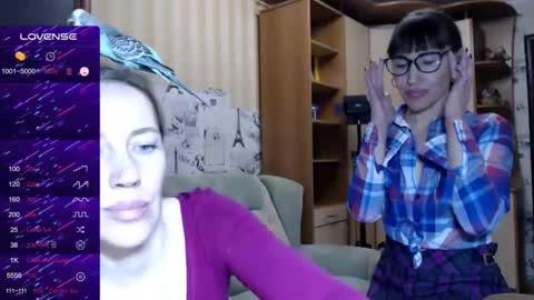 Snapshot of cute_lion_ chatting on December 30, 3:24 pm cute_lion_ online show from December 30, 3:24 pm