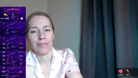 Snapshot of cute_lion_ chatting on January 22, 7:45 pm cute_lion_ online show from January 22, 7:45 pm