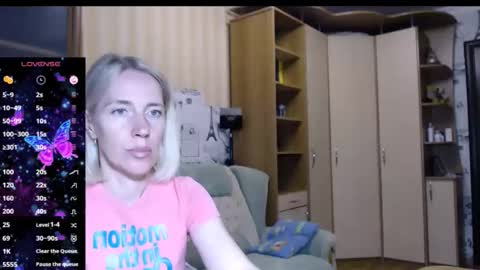 Snapshot of cute_lion_ chatting on September 12, 12:49 pm cute_lion_ online show from September 12, 12:49 pm