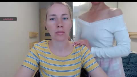 Snapshot of cute_lion_ chatting on October 13, 3:01 pm cute_lion_ online show from October 13, 3:01 pm