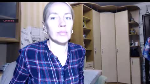 Snapshot of cute_lion_ chatting on October 24, 12:34 pm cute_lion_ online show from October 24, 12:34 pm