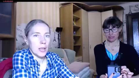 cute_lion_ online show from November 27, 12:40 pm