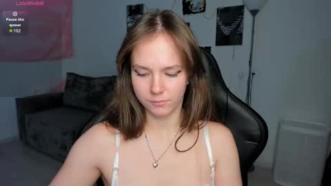 Emily online show from September 14, 4:50 pm