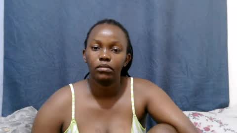 Snapshot of cute_lyn6 chatting on July 6, 1:24 am cute_lyn6 online show from July 6, 1:24 am