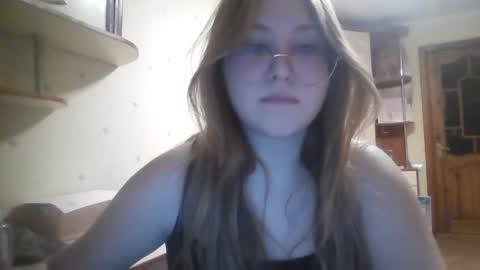 Veronica online show from December 15, 4:59 pm