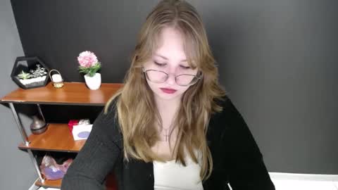 Veronica online show from February 14, 7:38 am