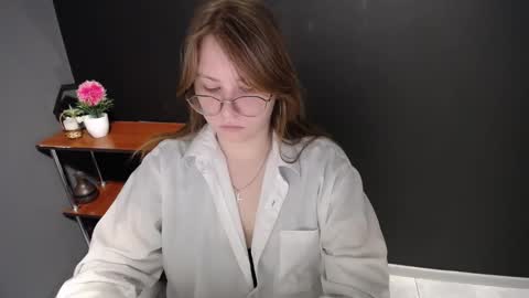 Veronica online show from February 27, 11:10 am