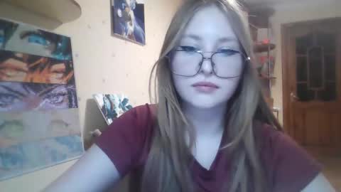 Veronica online show from February 3, 6:02 pm