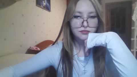 Veronica online show from February 9, 6:34 pm