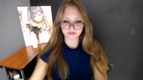 Snapshot of cute_minx chatting on July 4, 6:41 am Veronica online show from July 4, 6:41 am