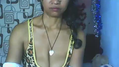 Snapshot of cute_moll chatting on March 15, 4:35 pm murielle online show from March 15, 4:35 pm