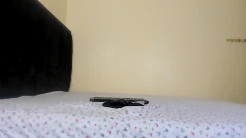 Snapshot of cute_n_nasty chatting on December 9, 10:30 pm cute n nasty online show from December 9, 10:30 pm