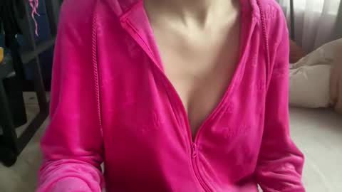 Snapshot of cute_patrice chatting on February 20, 10:27 am cute_patrice online show from February 20, 10:27 am