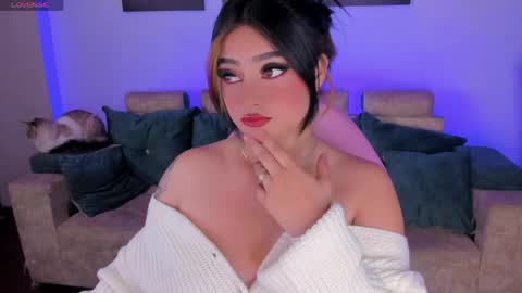Snapshot of cute_sarita18 chatting on May 9, 2:06 am Sarita online show from May 9, 2:06 am