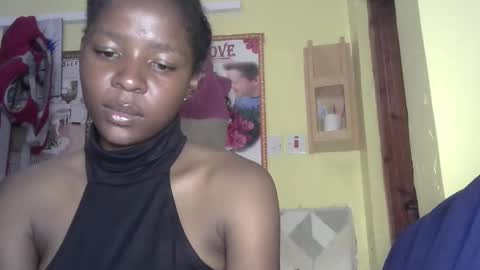 Snapshot of cute_sexy3 chatting on November 9, 8:18 pm SHARON online show from November 9, 8:18 pm