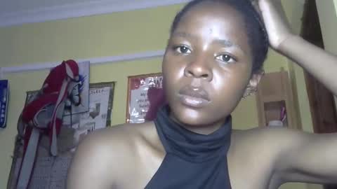 Snapshot of cute_sexy3 chatting on November 10, 10:36 am SHARON online show from November 10, 10:36 am