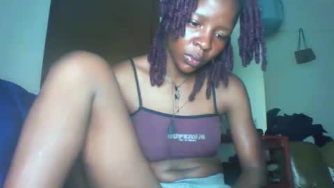Snapshot of cute_sexy3 chatting on November 26, 7:15 pm SHARON online show from November 26, 7:15 pm