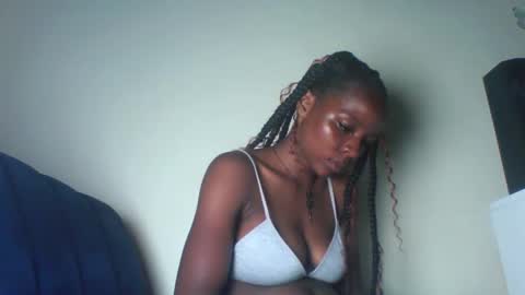 Snapshot of cute_sexy3 chatting on February 20, 8:53 pm SHARON online show from February 20, 8:53 pm