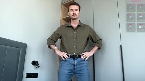 cute_skywalker online show from September 29, 7:35 am