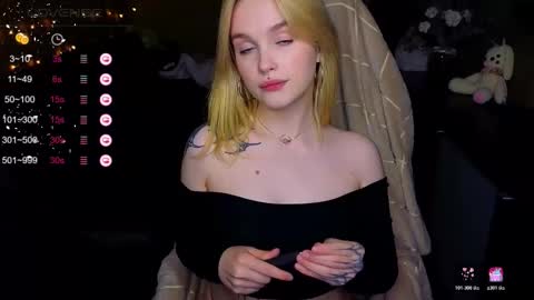 Sue online show from November 23, 10:09 pm