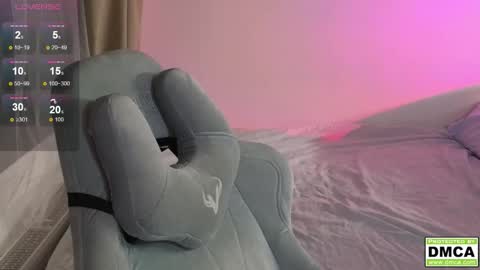 Thomas -  online show from October 8, 6:16 pm