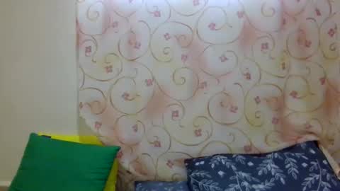 cute_xeniah online show from October 16, 3:51 am