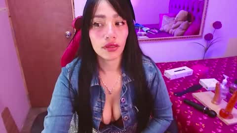 Snapshot of cute_zoe1 chatting on May 30, 4:09 am cute_zoe1 online show from May 30, 4:09 am