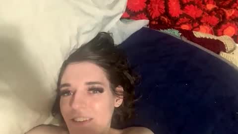 Snapshot of cutealisandra chatting on February 14, 1:35 am cutealisandra online show from February 14, 1:35 am