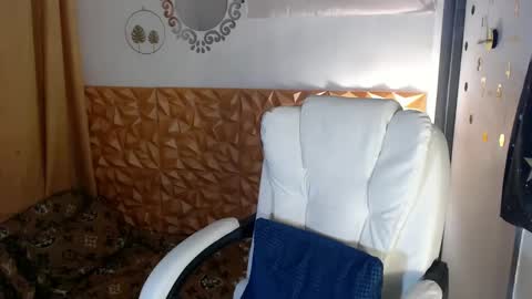 Steph online show from March 1, 3:43 am