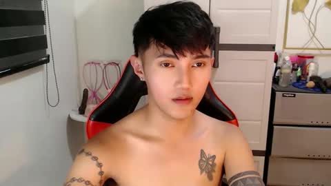 Snapshot of cuteasiancock98 chatting on May 22, 3:02 am Steph online show from May 22, 3:02 am
