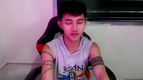 Steph online show from June 16, 11:51 pm