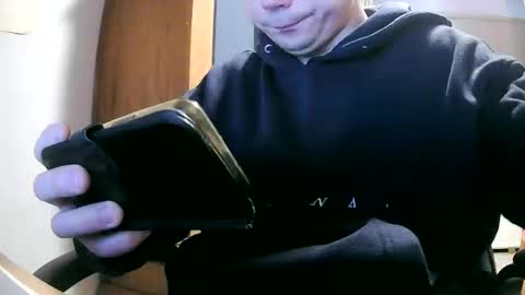 Snapshot of cuteboy090 chatting on February 1, 10:59 am Cuteboy090 online show from February 1, 10:59 am