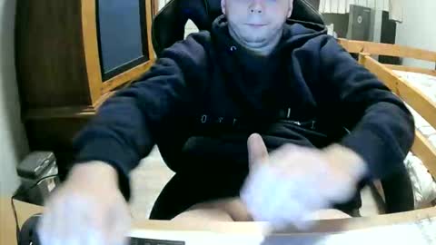 Cuteboy090 online show from October 29, 12:18 pm